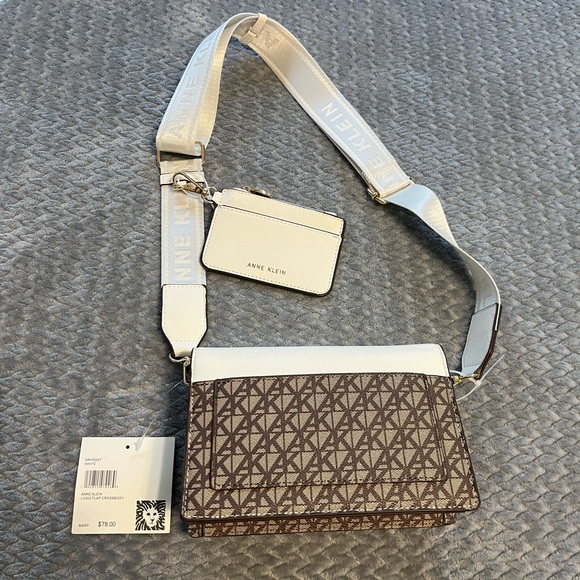 Anne Klein logo flap cossbody bag - Picture 2 of 8